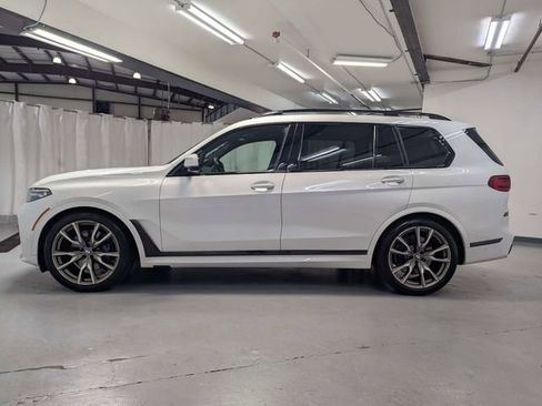 Used 2021 BMW X7 M50i AWD/4WD image 27