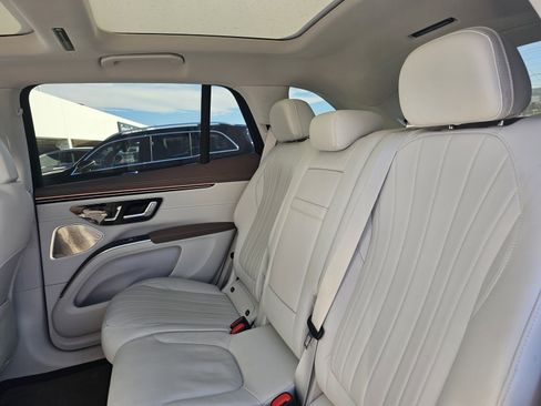 Used 2023 Mercedes-Benz EQS 450+ SUV image 8