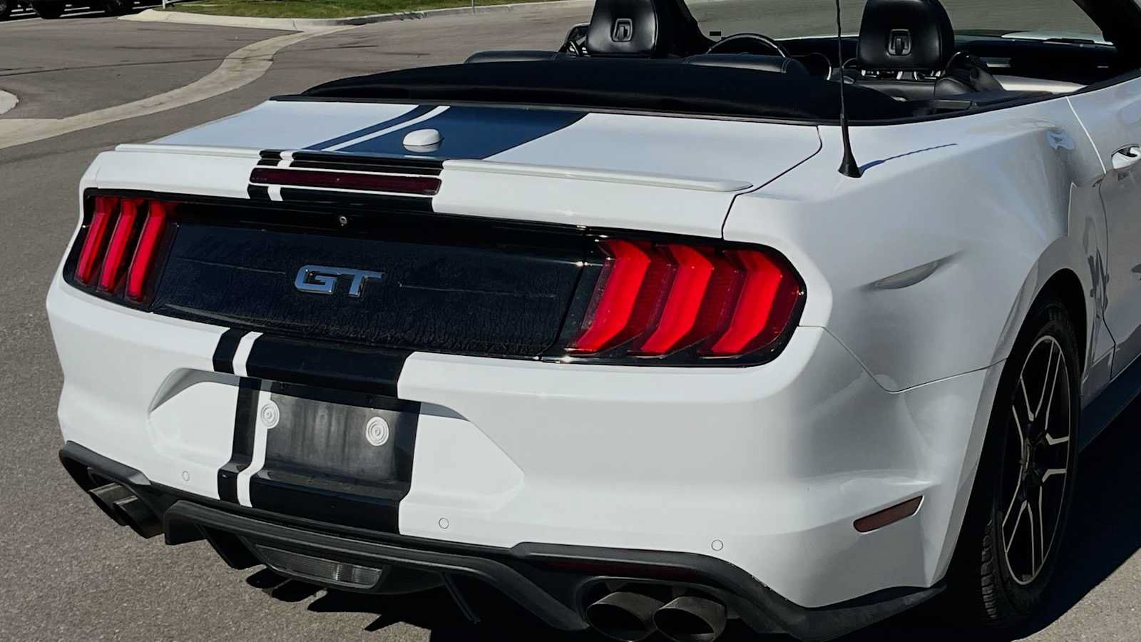 Used 2019 Ford Mustang GT Premium w/ Equipment Group 401A RWD image 18