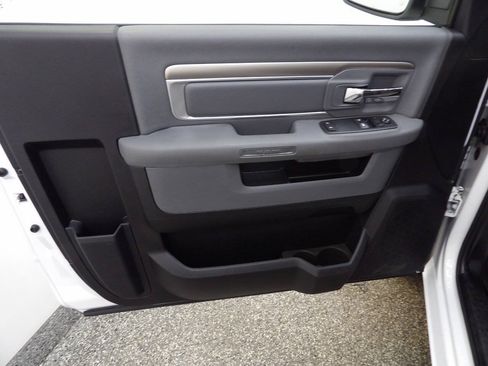 Used 2015 RAM 1500 Tradesman w/ Power & Remote Entry Group RWD image 6