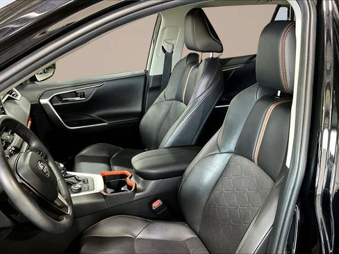 Used 2020 Toyota RAV4 Adventure AWD/4WD image 23