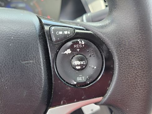 Used 2012 Honda Civic Hybrid Sedan image 22