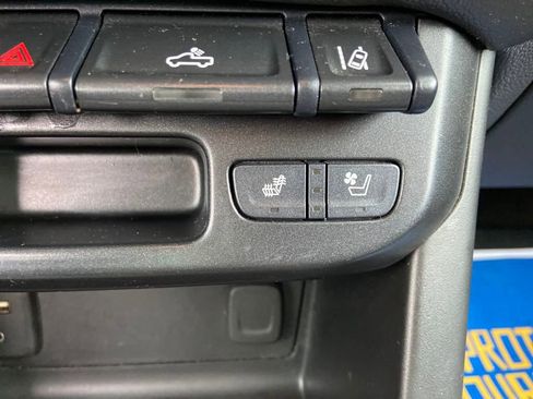 Used 2018 GMC Canyon Denali image 27