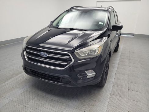 Used 2018 Ford Escape SE w/ SE Sport Appearance Package FWD image 15