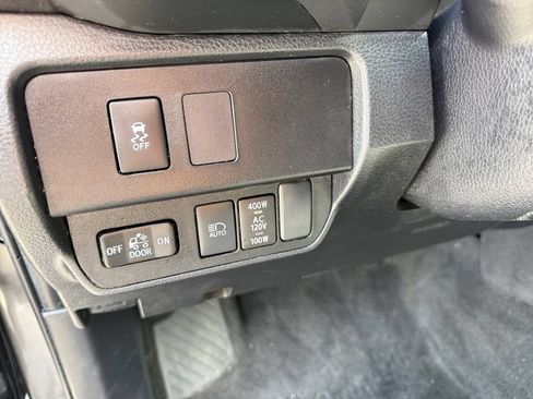 Used 2023 Toyota Tacoma TRD Sport AWD/4WD image 28