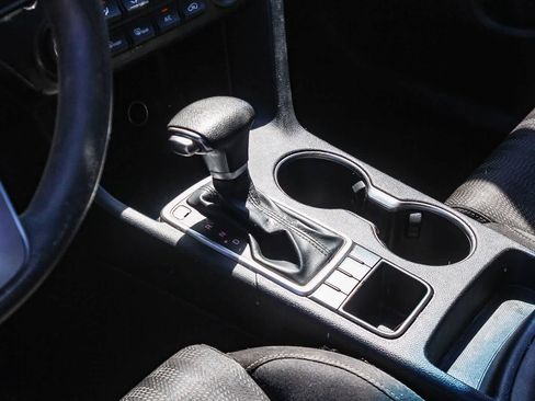 Used 2020 Kia Sportage LX AWD/4WD image 24