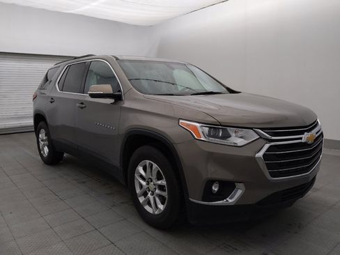 Used 2019 Chevrolet Traverse LT FWD image 11