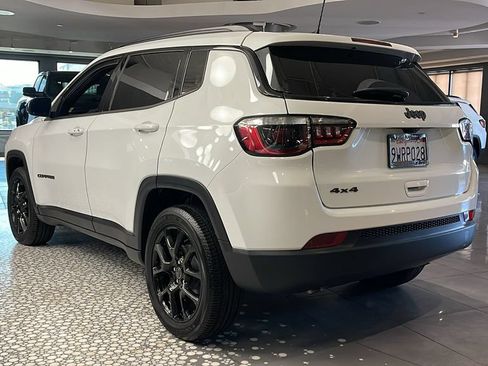 Used 2026 Jeep Compass Latitude AWD/4WD image 5