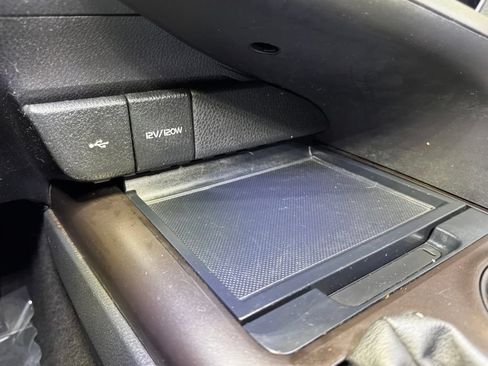 Used 2021 Toyota Camry SE FWD image 31