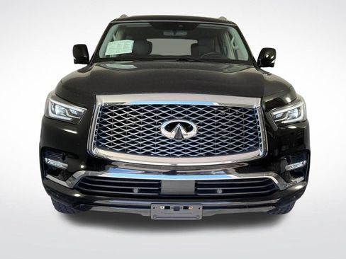 Used 2018 INFINITI QX80 4WD w/ Driver Assistance Package image 9