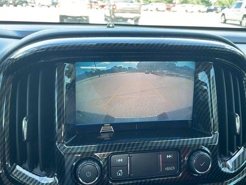 Used 2021 Chevrolet Colorado LT w/ Fleet Safety Package RWD image 10