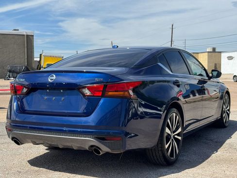 Used 2020 Nissan Altima 2.5 SR FWD image 7