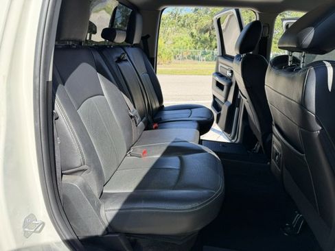 Used 2017 RAM 1500 Laramie w/ Convenience Group AWD/4WD image 16