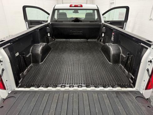 Used 2025 Chevrolet Silverado 1500 W/T image 19