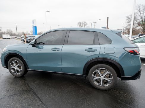 Certified 2024 Honda HR-V EX-L image 4