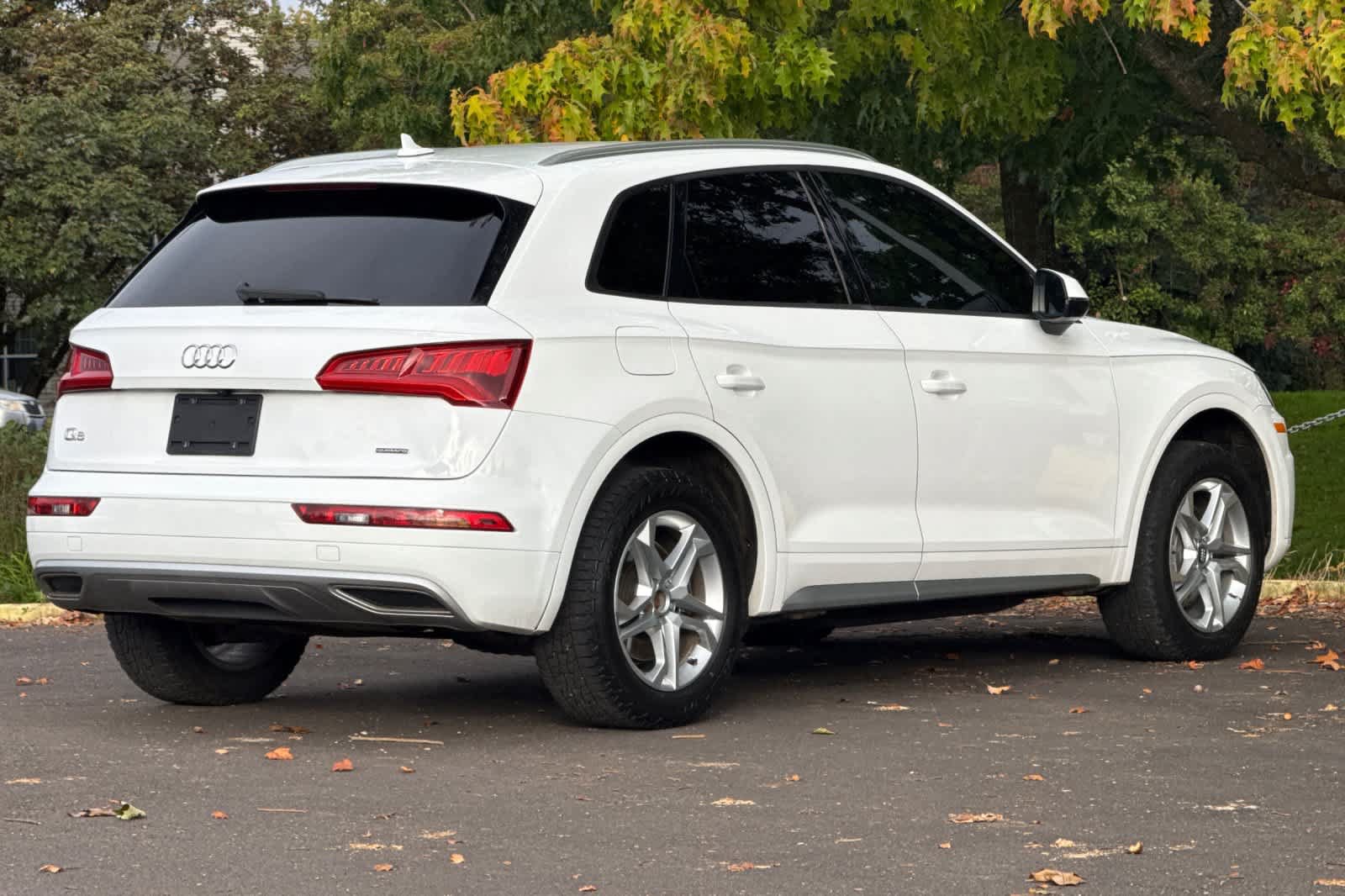 Used 2018 Audi Q5 2.0T Premium AWD/4WD image 2