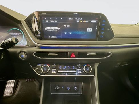 Certified 2022 Hyundai Sonata Limited image 15