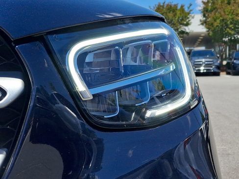 Used 2022 Mercedes-Benz GLC 300 4MATIC image 9