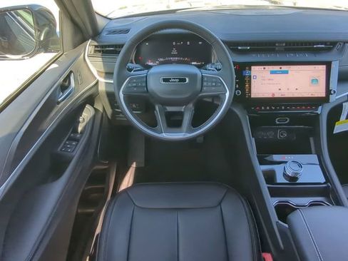 New 2026 Jeep Grand Cherokee Limited w/ Limited Altitude Package RWD image 19