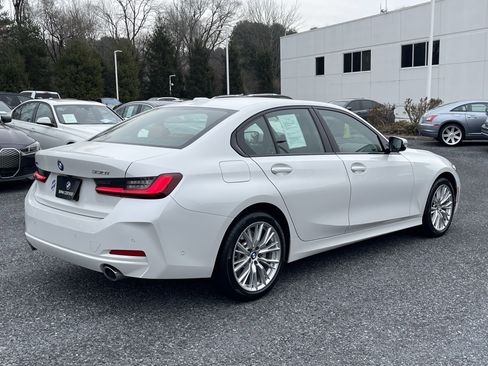 Certified 2023 BMW 330i xDrive Sedan w/ Parking Assistance Package image 6