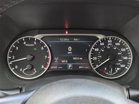 Used 2020 Nissan Sentra SV image 10