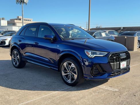 New 2025 Audi Q3 2.0T Premium image 7