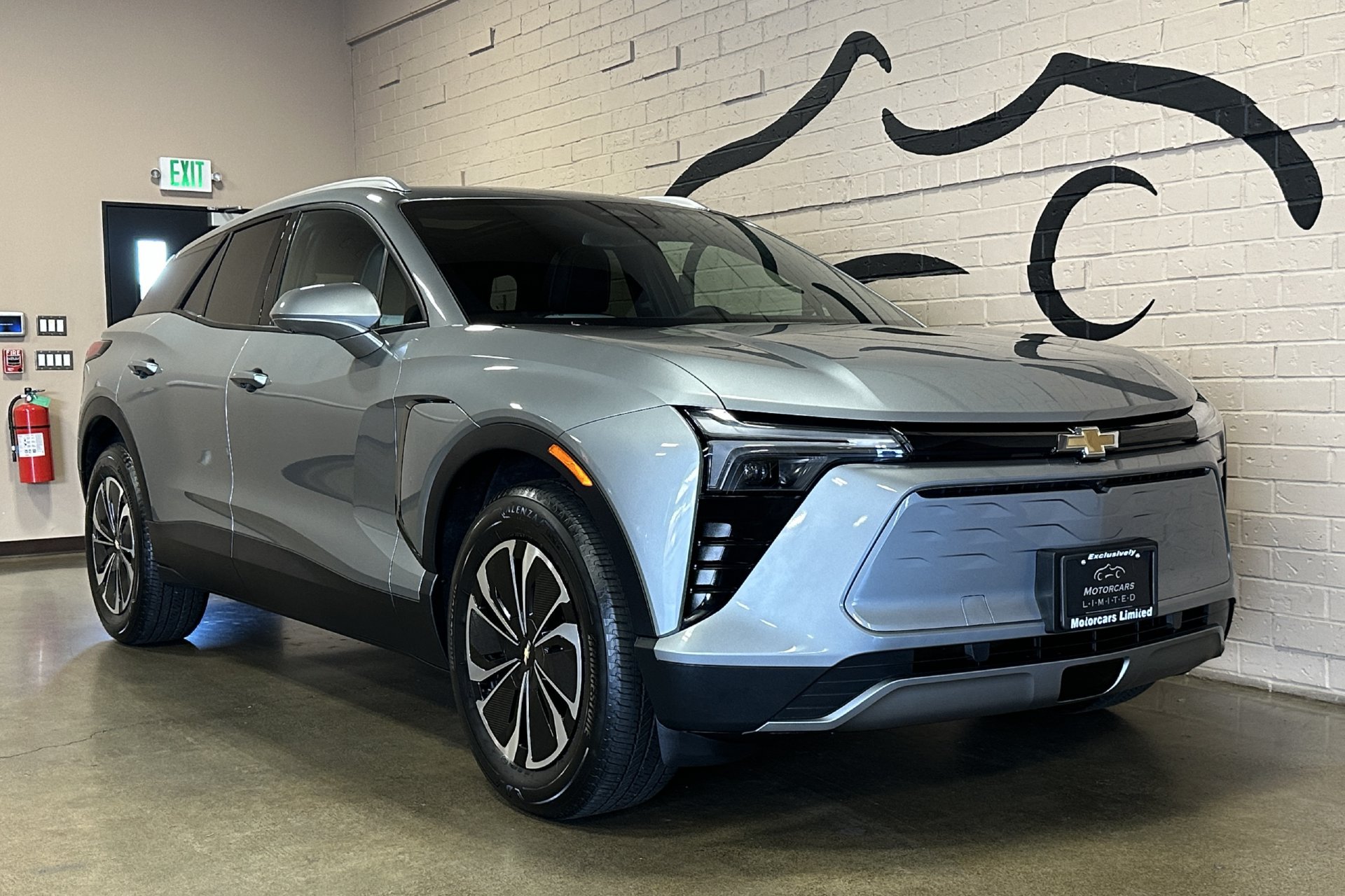 Used 2024 Chevrolet Blazer EV LT AWD/4WD image 14