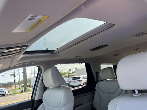 Used 2021 Hyundai Palisade SEL w/ Premium Package FWD image 28