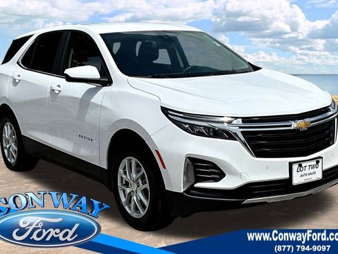 Used 2024 Chevrolet Equinox LT AWD/4WD image 1