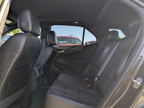 Used 2023 Chevrolet Equinox RS image 16