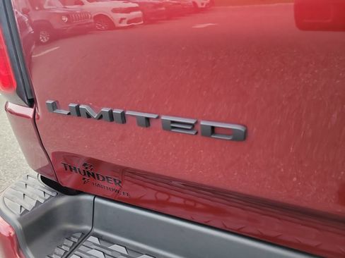 Used 2024 RAM 1500 Limited AWD/4WD image 8