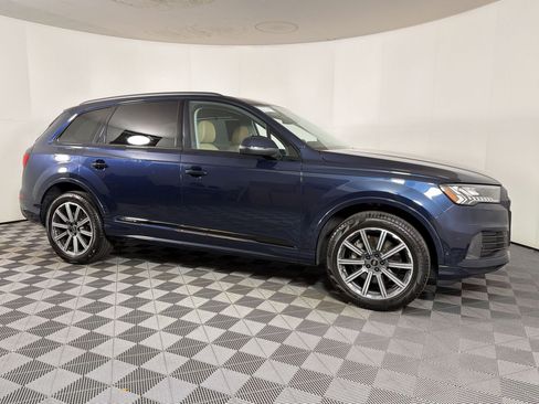 Certified 2023 Audi Q7 2.0T Premium Plus AWD/4WD image 5