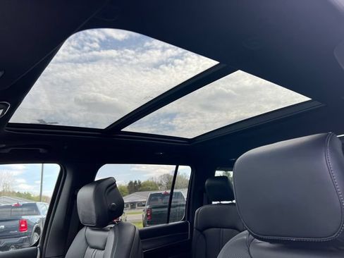 New 2026 Jeep Grand Wagoneer Limited w/ Premium Group II AWD/4WD image 9