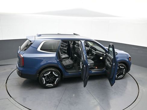 New 2025 Kia Telluride EX image 47