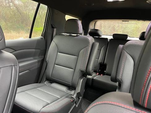 New 2026 Chevrolet Traverse Z71 w/ Enhanced Driving Package image 32