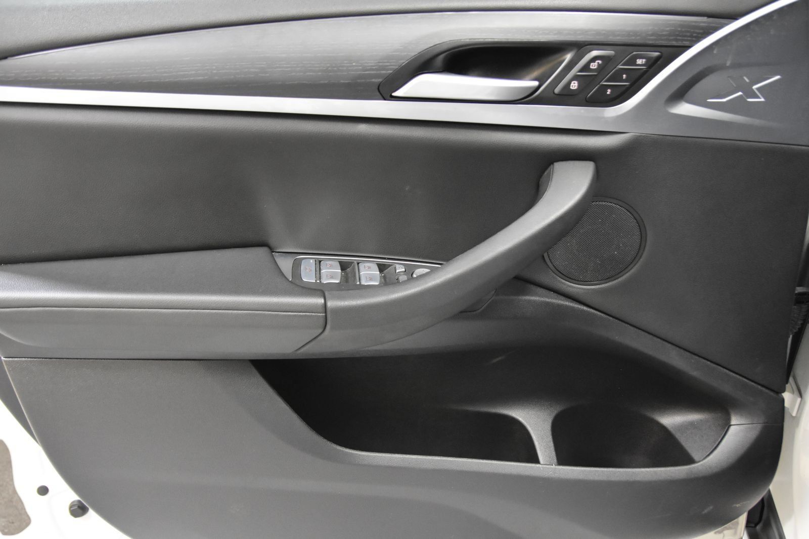 Used 2024 BMW X3 sDrive30i RWD image 11
