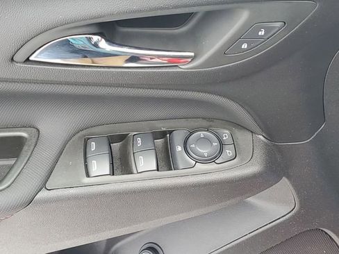 Used 2024 Chevrolet Equinox RS image 7