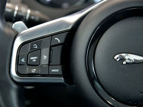 Used 2018 Jaguar F-TYPE Coupe image 22