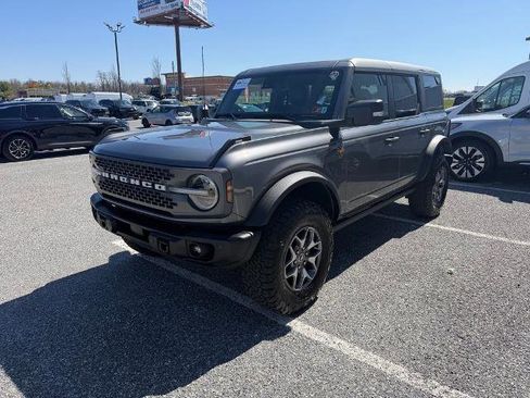 Certified 2023 Ford Bronco Badlands image 5