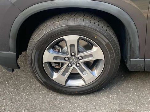 Used 2023 Honda Pilot EX-L image 6