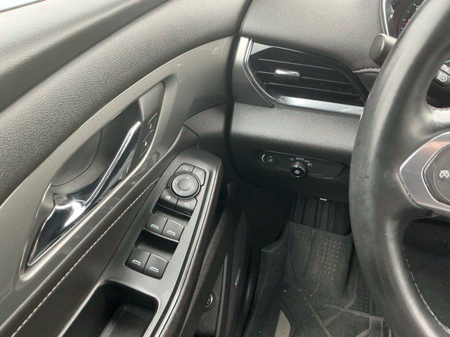 Used 2023 Chevrolet Traverse LT w/ LT Premium Package FWD image 24