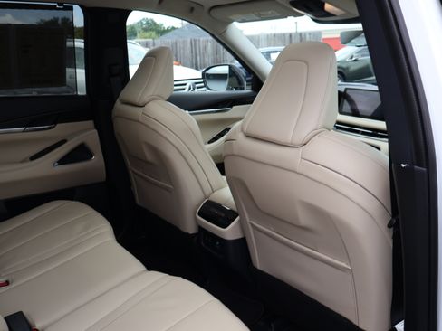 Used 2025 INFINITI QX60 Sensory w/ Vision Package AWD/4WD image 26