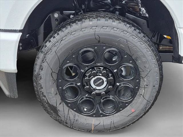 New 2027 Ford F250 XLT w/ XLT Premium Package AWD/4WD image 8