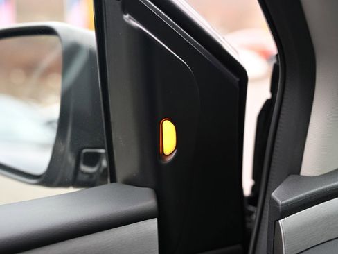 Used 2023 Nissan Murano SV image 20