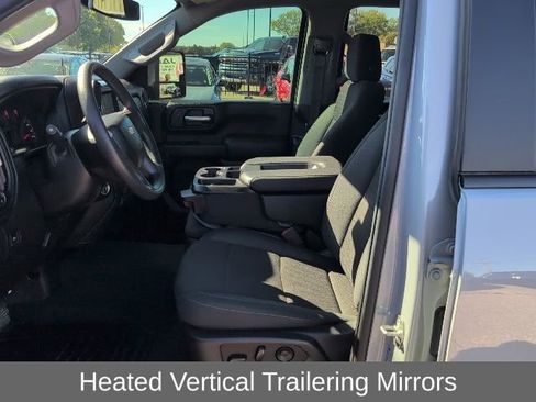 Used 2025 Chevrolet Silverado 2500 Custom w/ Custom Value Package image 10