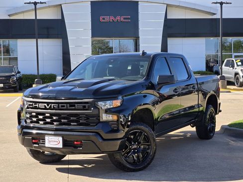 Used 2024 Chevrolet Silverado 1500 Custom Trail Boss w/ LPO, Dark Essentials Package image 1