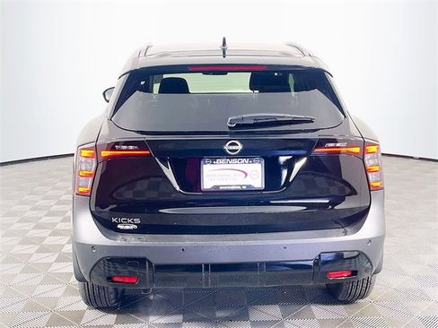 New 2026 Nissan Kicks SV image 6