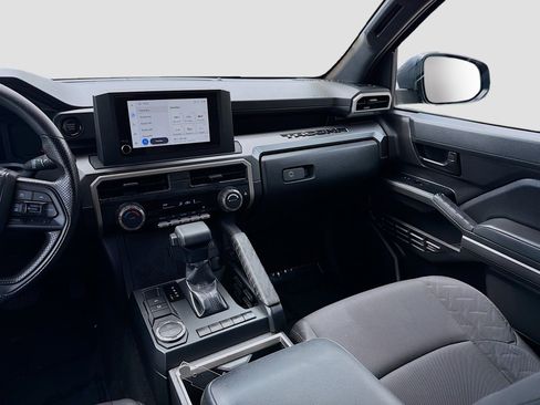 Used 2025 Toyota Tacoma SR5 RWD image 23