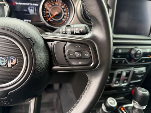 Used 2022 Jeep Wrangler Sport S image 17