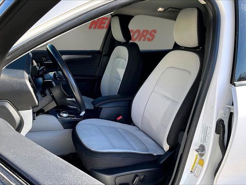 Used 2024 Ford Escape Active image 21